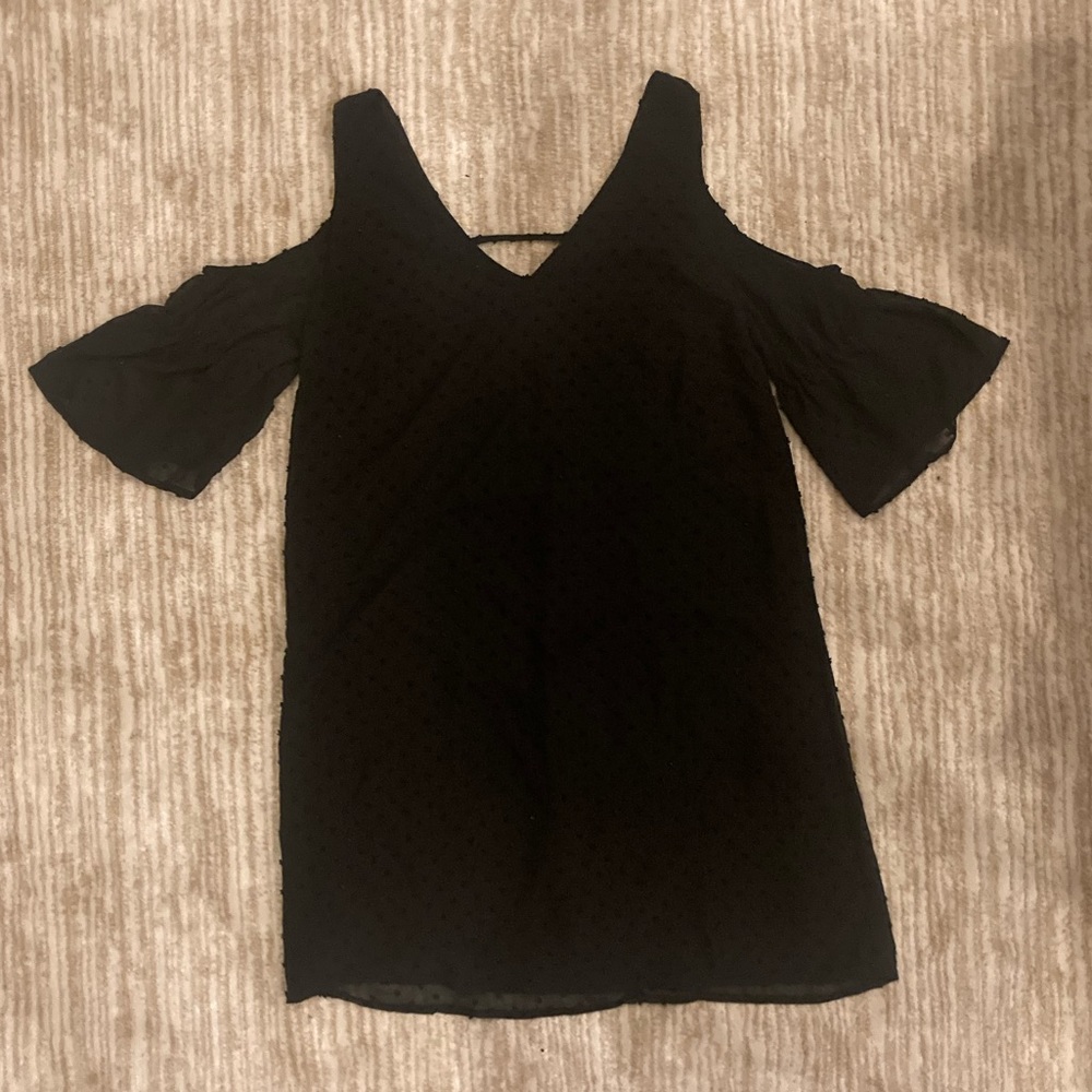 Black dress with cold shoulders and v neck